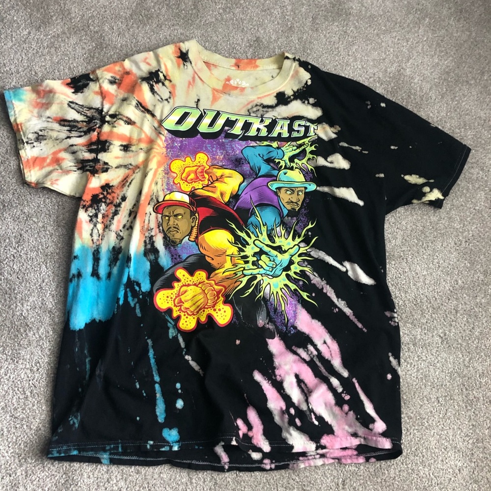 OutKast tie-dye t shirt